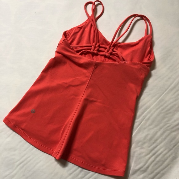 Lululemon sunset flow tank in cape red, size 6 - Picture 5 of 7